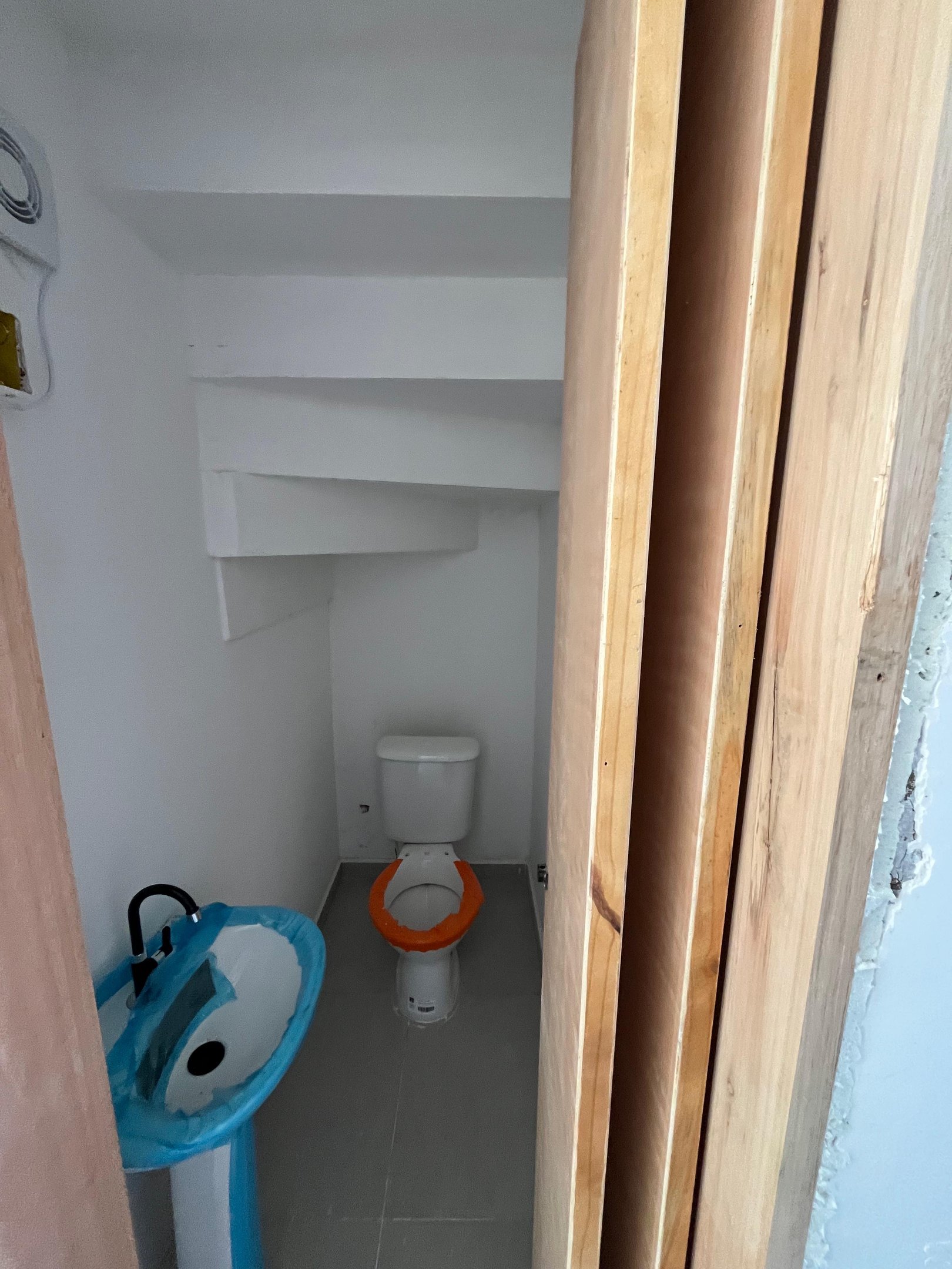 2528216b-129b-4fb8-8d79-8a929dbdda16