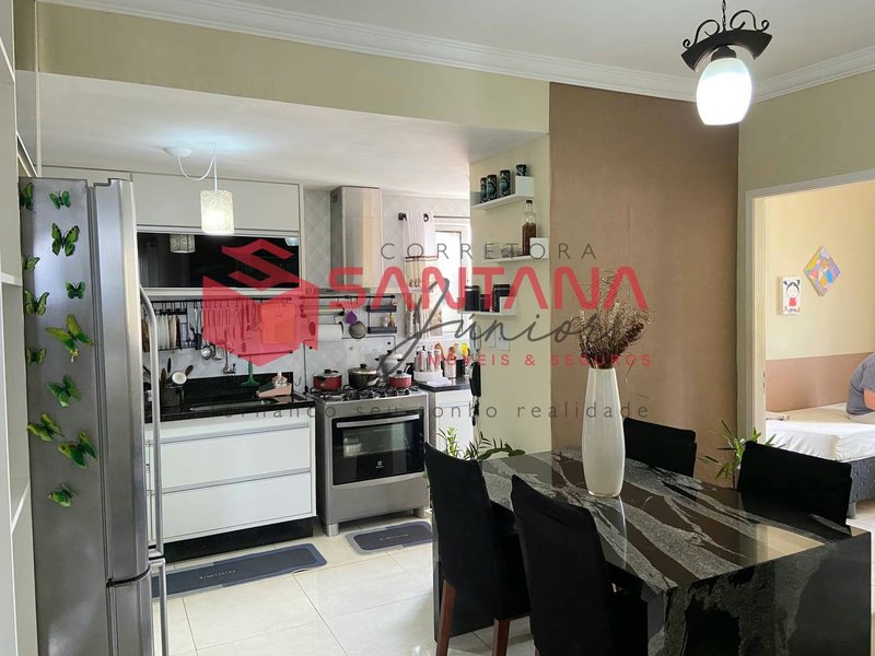 Apartamento Nascente, com 3 quartos em Buraquinho. (INDISPONÍVEL) Rua Priscila B Dutra Lauro de Freitas - 