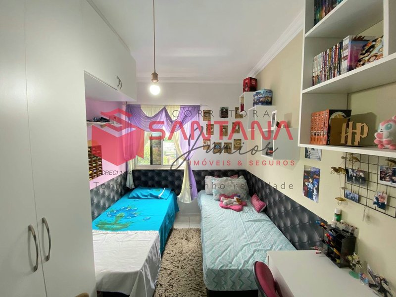 Apartamento Nascente, com 3 quartos em Buraquinho. (INDISPONÍVEL) Rua Priscila B Dutra Lauro de Freitas - 