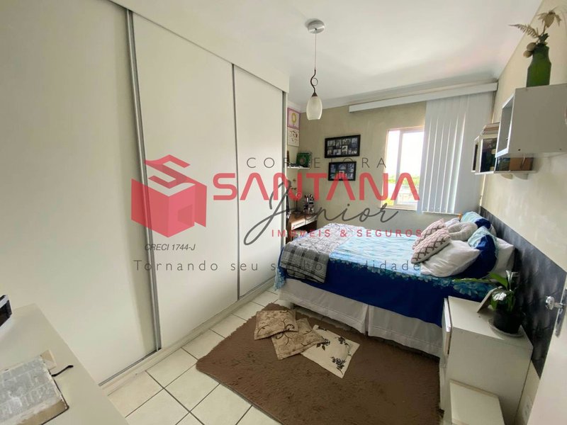 Apartamento Nascente, com 3 quartos em Buraquinho. (INDISPONÍVEL) Rua Priscila B Dutra Lauro de Freitas - 