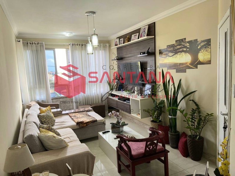 Apartamento Nascente, com 3 quartos em Buraquinho. (INDISPONÍVEL) Rua Priscila B Dutra Lauro de Freitas - 