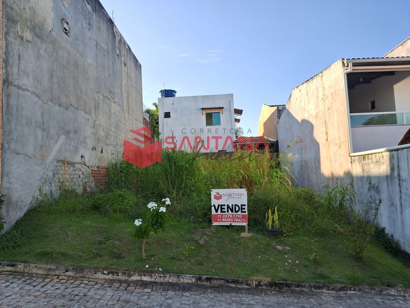 Terreno em condomínio fechado para venda. (INDISPONÍVEL) Rua Dejanira Maria Bastos Lauro de Freitas - 