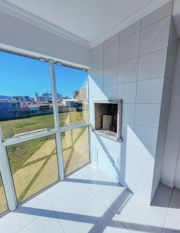 APARTAMENTO COM 2 DORMITÓRIOS NO BAIRRO SANTA TEREZINHA - Brusque - 