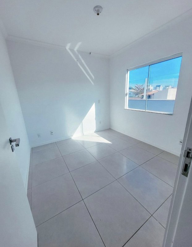 APARTAMENTO COM 2 DORMITÓRIOS NO BAIRRO SANTA TEREZINHA - Brusque - 