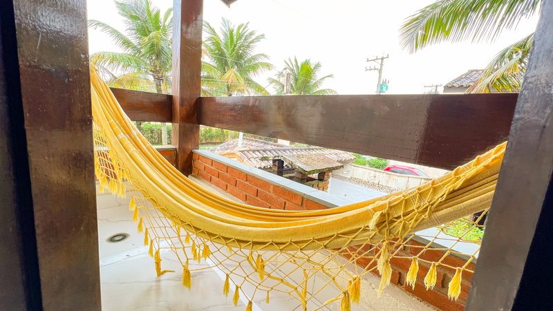 Casa em Condomínio na Av. Principal da Praia de Juquehy - LOCAÇÕES Avenida Mãe Bernarda São Sebastião - 