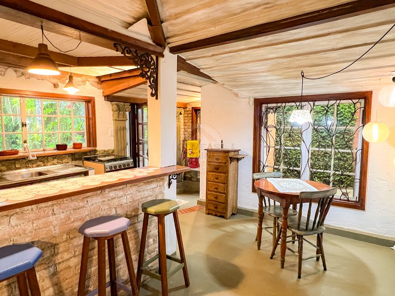 Casa com jardim na Praia de Juquehy  São Sebastião - 