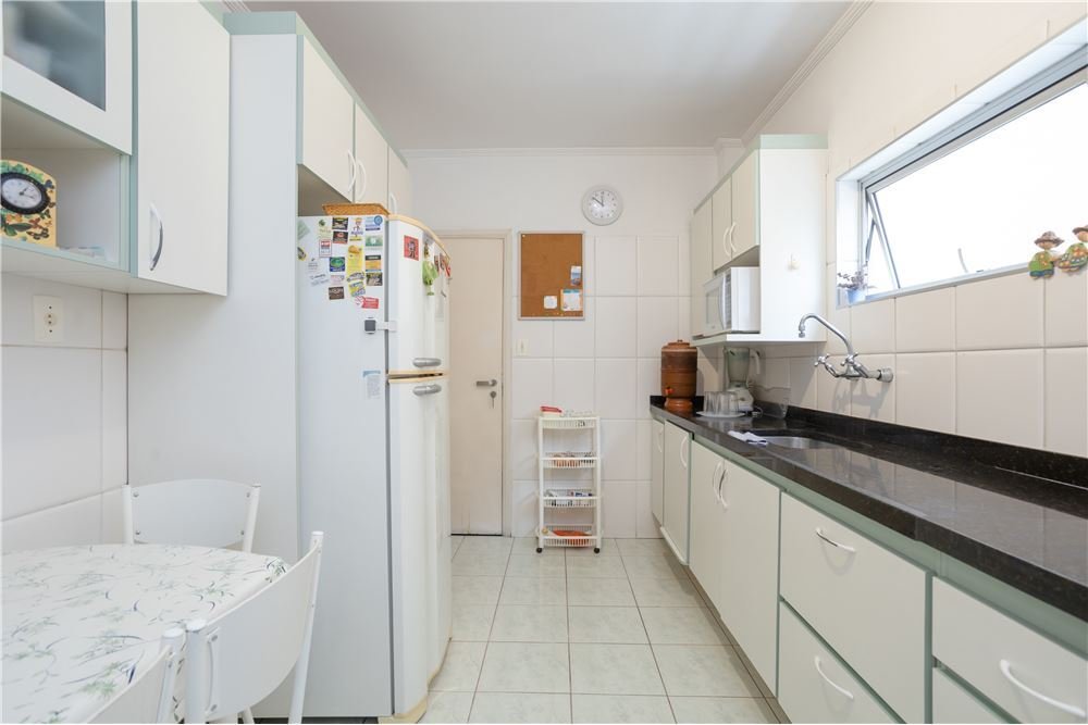 Apartamento à venda com 3 quartos, 123m² - Foto 16