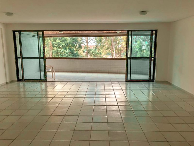 Apartamento à Venda com 4 quartos sendo 4 suítes e 4 vagas com 200mt2 por R$ 2.300.000 Rua Antônio Batista de Souza Recife - 