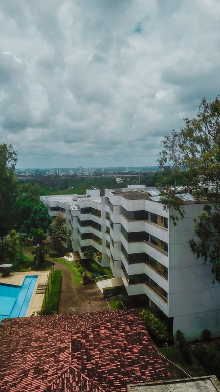 Apartamento à Venda com 4 quartos sendo 4 suítes e 4 vagas com 200mt2 por R$ 2.300.000 Rua Antônio Batista de Souza Recife - 