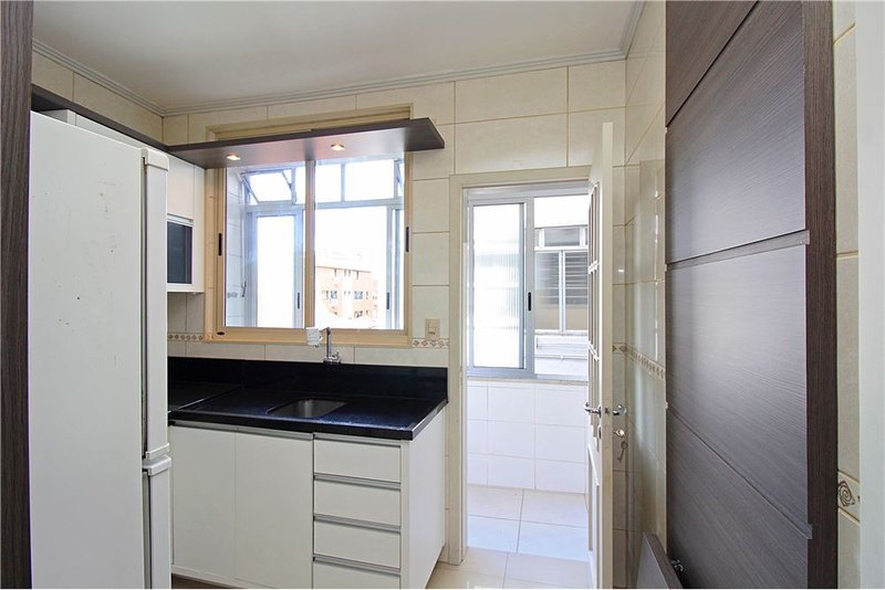 Apartamento RBCA 272 Apto 610291017-1 101m² Castro Alves Porto Alegre - 