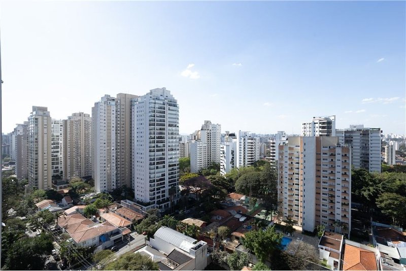 Apartamento no Campo Belo com 3 suítes 153m² Republica do iraque São Paulo - 