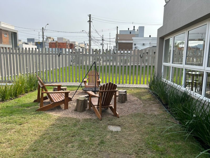 R$ 900.000 - MARAVILHOSA CASA EM CONDOMÍNIO FECHADO - 175M2 - 3 DORM - 2 VAGAS - INFRA Rua Eroni Soares Machado Porto Alegre - 