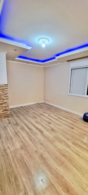 R$ 375.000 - OPORTUNIDADE - LINDO APARTAMENTO TÉRREO - 75M2 - 2 DORM - SUÍTE - VAGA Rua Santa Catarina Porto Alegre - 