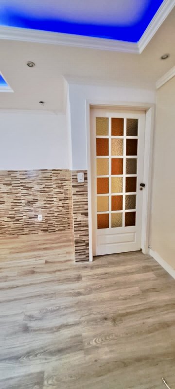 R$ 375.000 - OPORTUNIDADE - LINDO APARTAMENTO TÉRREO - 75M2 - 2 DORM - SUÍTE - VAGA Rua Santa Catarina Porto Alegre - 