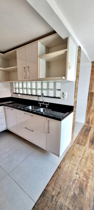 R$ 375.000 - OPORTUNIDADE - LINDO APARTAMENTO TÉRREO - 75M2 - 2 DORM - SUÍTE - VAGA Rua Santa Catarina Porto Alegre - 