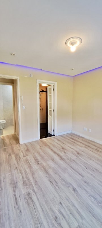 R$ 375.000 - OPORTUNIDADE - LINDO APARTAMENTO TÉRREO - 75M2 - 2 DORM - SUÍTE - VAGA Rua Santa Catarina Porto Alegre - 