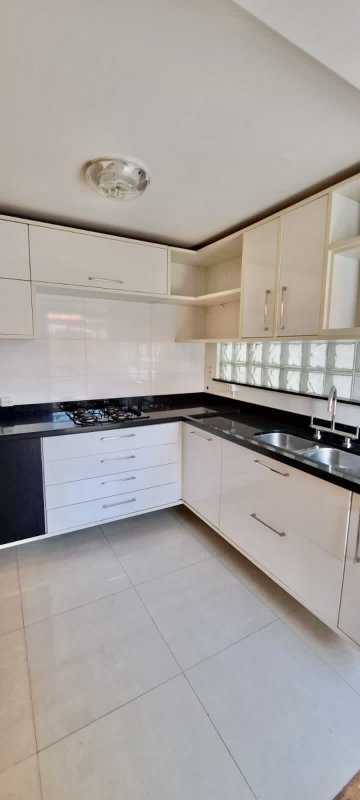R$ 375.000 - OPORTUNIDADE - LINDO APARTAMENTO TÉRREO - 75M2 - 2 DORM - SUÍTE - VAGA Rua Santa Catarina Porto Alegre - 