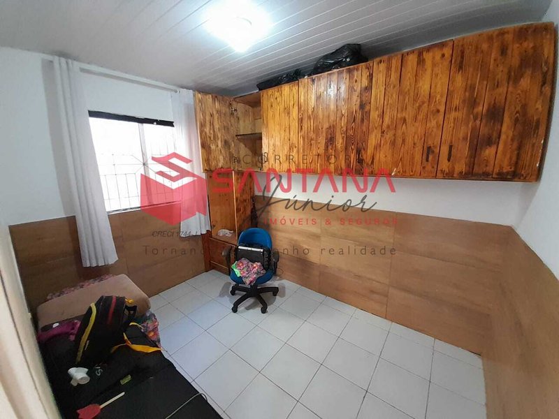 Casa para locação no centro de Abrantes, com três quartos. (INDISPONÍVEL) Rua do Caminhoneiro Camaçari - 