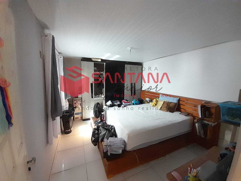 Casa para locação no centro de Abrantes, com três quartos. (INDISPONÍVEL) Rua do Caminhoneiro Camaçari - 