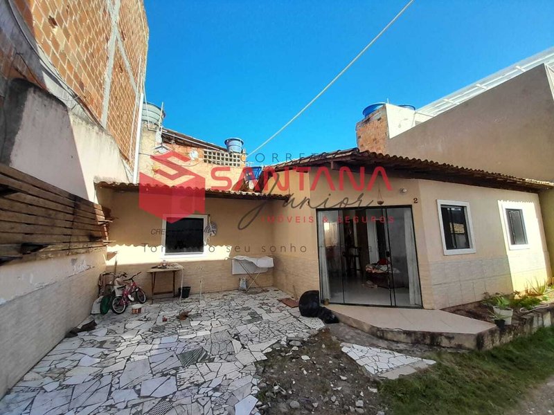 Casa para locação no centro de Abrantes, com três quartos. (INDISPONÍVEL) Rua do Caminhoneiro Camaçari - 