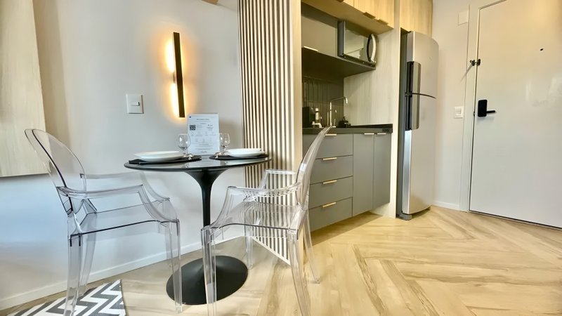 R$ 470.000 - LUCAS BY YOO - STUDIO - PORTEIRA FECHADA - VAGA - INFRA COMPLETA Rua Tenente-Coronel Fabrício Pilar Porto Alegre - 
