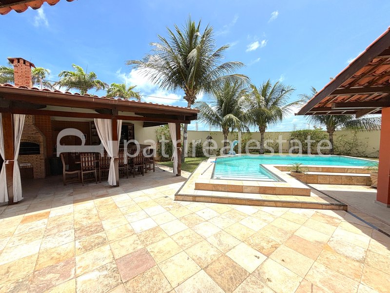 Casa com 582 m² em terreno de 1160 m² 6 quartos 7 wc 12 Vagas. De Lourdes - Fortaleza - CE Rua Professor Mozart Solon Fortaleza - 