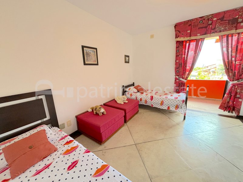 Casa com 582 m² em terreno de 1160 m² 6 quartos 7 wc 12 Vagas. De Lourdes - Fortaleza - CE Rua Professor Mozart Solon Fortaleza - 