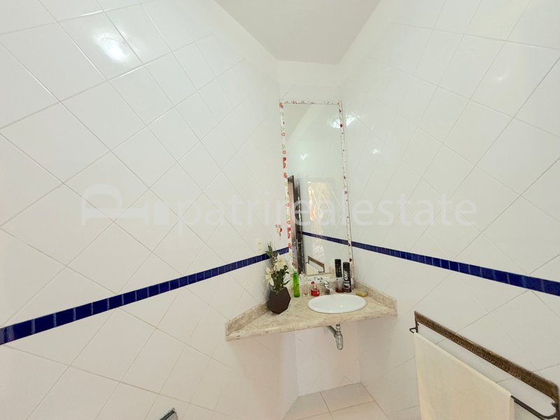 Casa com 582 m² em terreno de 1160 m² 6 quartos 7 wc 12 Vagas. De Lourdes - Fortaleza - CE Rua Professor Mozart Solon Fortaleza - 