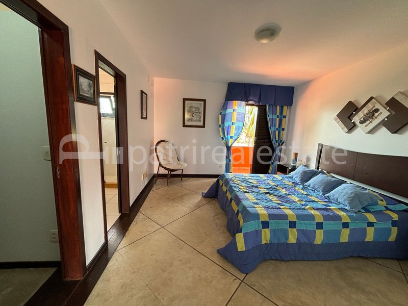 Casa com 582 m² em terreno de 1160 m² 6 quartos 7 wc 12 Vagas. De Lourdes - Fortaleza - CE Rua Professor Mozart Solon Fortaleza - 