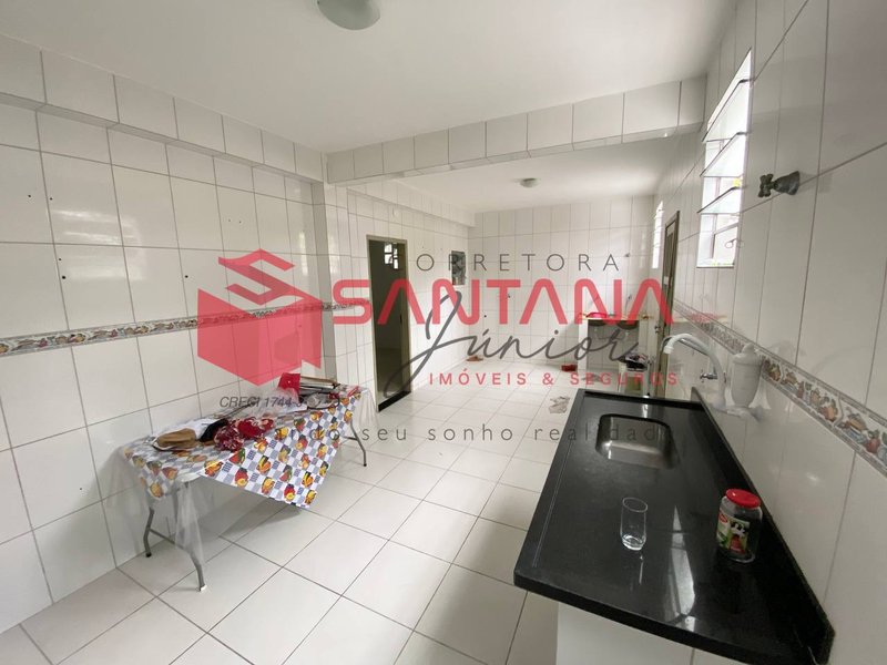 Casa com 3/4 no Centro de Lauro de Freitas. (INDISPONÍVEL) Rua São José Lauro de Freitas - 