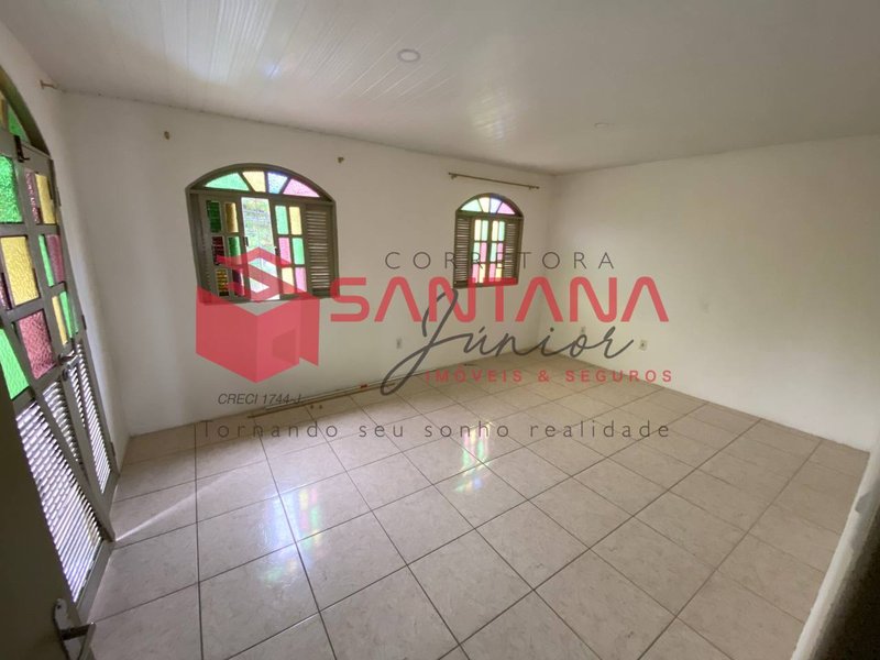 Casa com 3/4 no Centro de Lauro de Freitas. (INDISPONÍVEL) Rua São José Lauro de Freitas - 