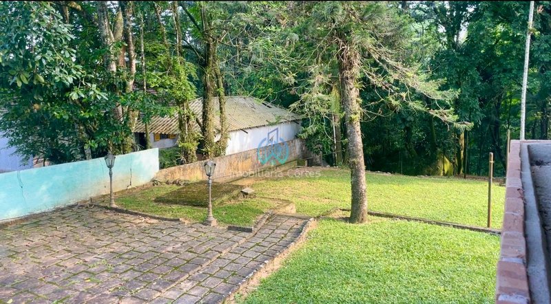 Baixou o preço - propriedade rara e exclusiva com cachoeira privada, área total 3.780 m2 Estrada dos Italianos Guapimirim - 