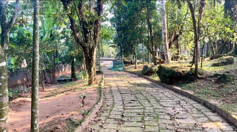 Baixou o preço - propriedade rara e exclusiva com cachoeira privada, área total 3.780 m2 Estrada dos Italianos Guapimirim - 
