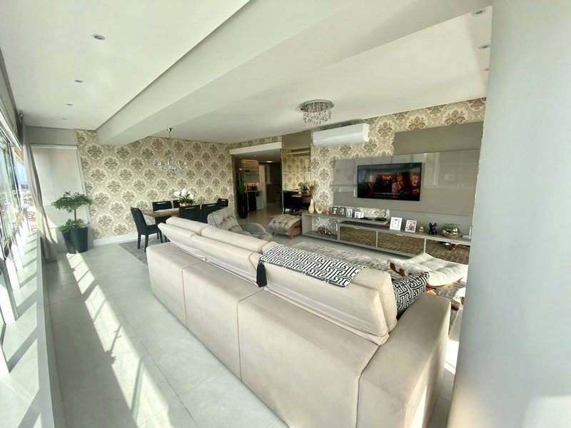 R$ 900.000 - IMPECÁVEL! - APARTAMENTO - VISTA - ANDAR ALTO - 136M2 - 3 DORM - 2 VAGAS Rua Otto Alfredo Muller Tramandaí - 