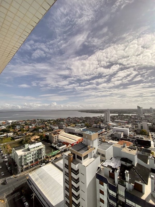 R$ 900.000 - IMPECÁVEL! - APARTAMENTO - VISTA - ANDAR ALTO - 136M2 - 3 DORM - 2 VAGAS Rua Otto Alfredo Muller Tramandaí - 