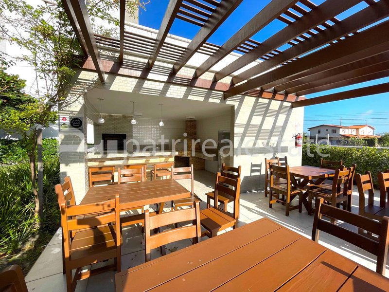 Apartamento no Living Resort com 145 m² 4 Quartos 5 banheiros e 3 vagas. Dunas - Fortaleza Rua Bento Albuquerque Fortaleza - 