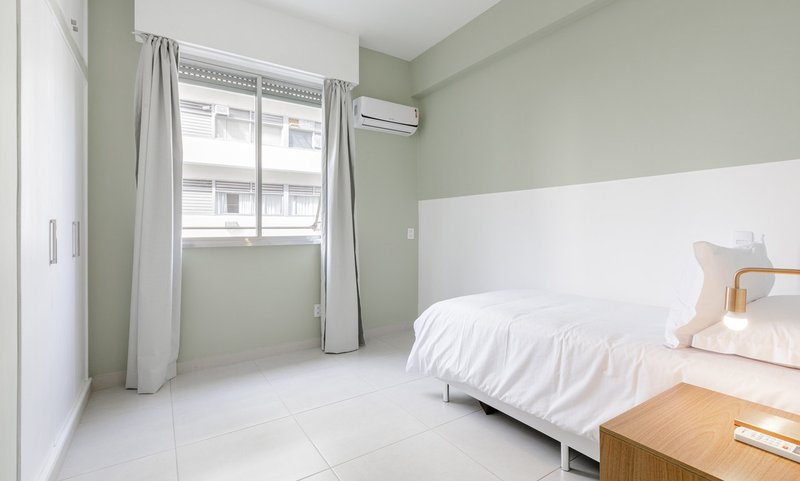 Apartamento de 155m², 4 quartos em Copacabana Rua Santa Clara Rio de Janeiro - 