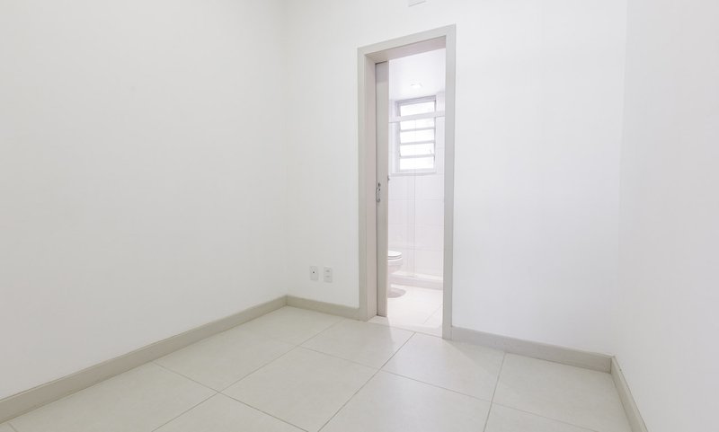 Apartamento de 155m², 4 quartos em Copacabana Rua Santa Clara Rio de Janeiro - 