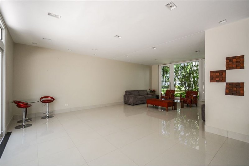 Apartamento em Moema 1 suíte 113m² Rouxinol São Paulo - 