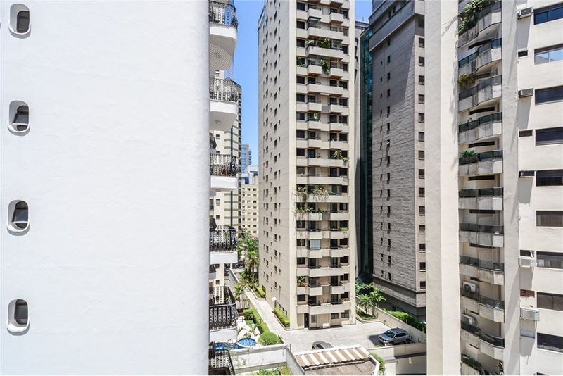 Apartamento em Moema 1 suíte 113m² Rouxinol São Paulo - 
