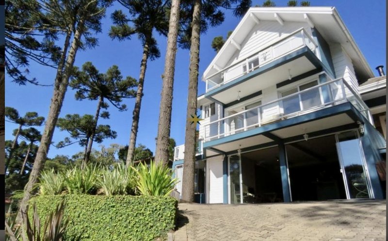 R$ 2.870.000 - FANTÁSTICA CASA - 310M² - 4 DORM - 2 SUÍTES - 2 VAGAS Rua Guilherme Osvar Bauer Canela - 