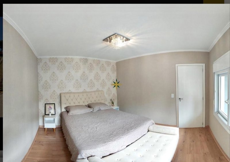 R$ 2.870.000 - FANTÁSTICA CASA - 310M² - 4 DORM - 2 SUÍTES - 2 VAGAS Rua Guilherme Osvar Bauer Canela - 