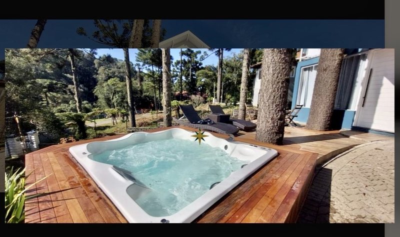 R$ 2.870.000 - FANTÁSTICA CASA - 310M² - 4 DORM - 2 SUÍTES - 2 VAGAS Rua Guilherme Osvar Bauer Canela - 