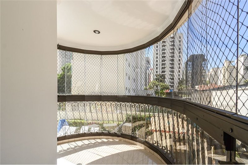 Apartamento de Luxo com 3 suítes 100m² Jurema São Paulo - 