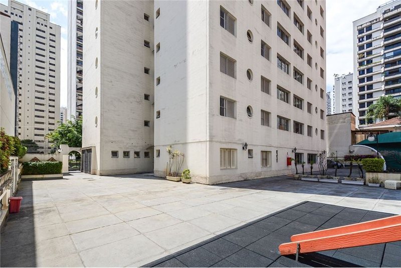Apartamento a venda em Moema - 1 suíte 111m² Jamaris São Paulo - 