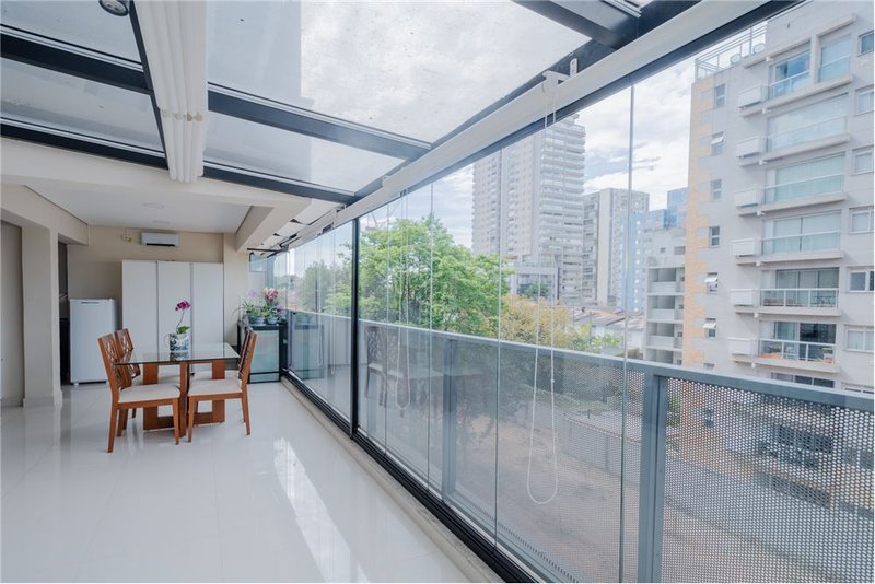 Apartamento em Pinheiros com 2 suítes 75m² Alves Guimarães São Paulo - 