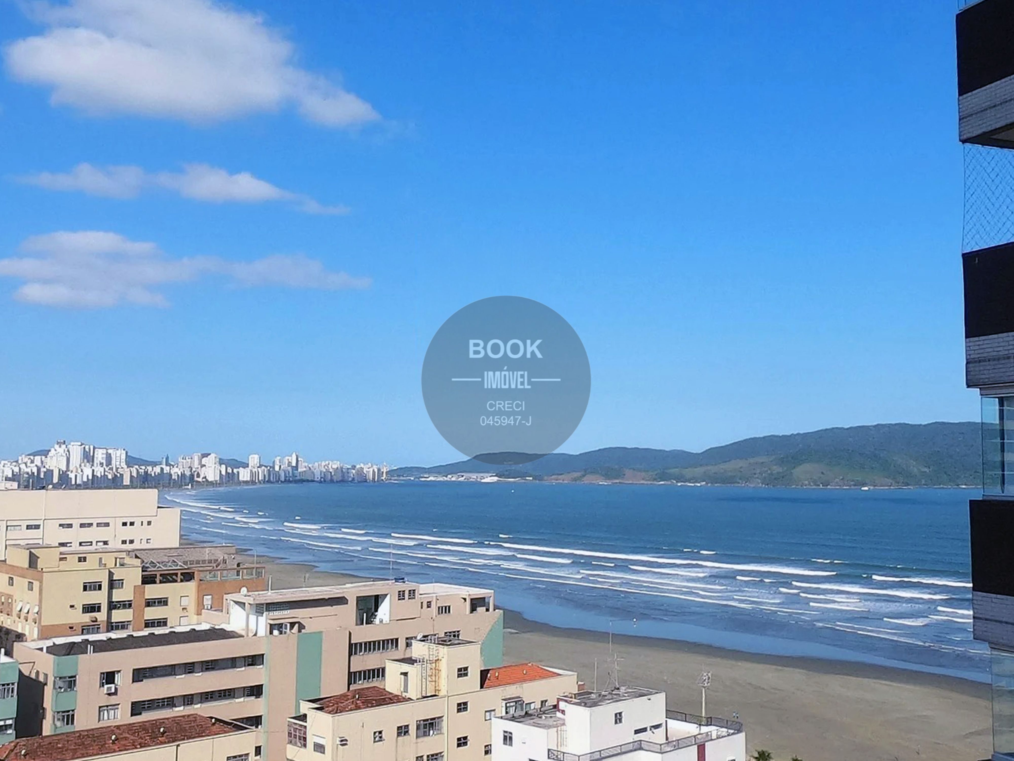 Simplesmente fant&aacute;stico! Vista Panor&acirc;mica, &oacute;tima ventila&ccedil;&atilde;o e ilumina&ccedil;&atilde;o natural Avenida Presidente Wilson Santos - 