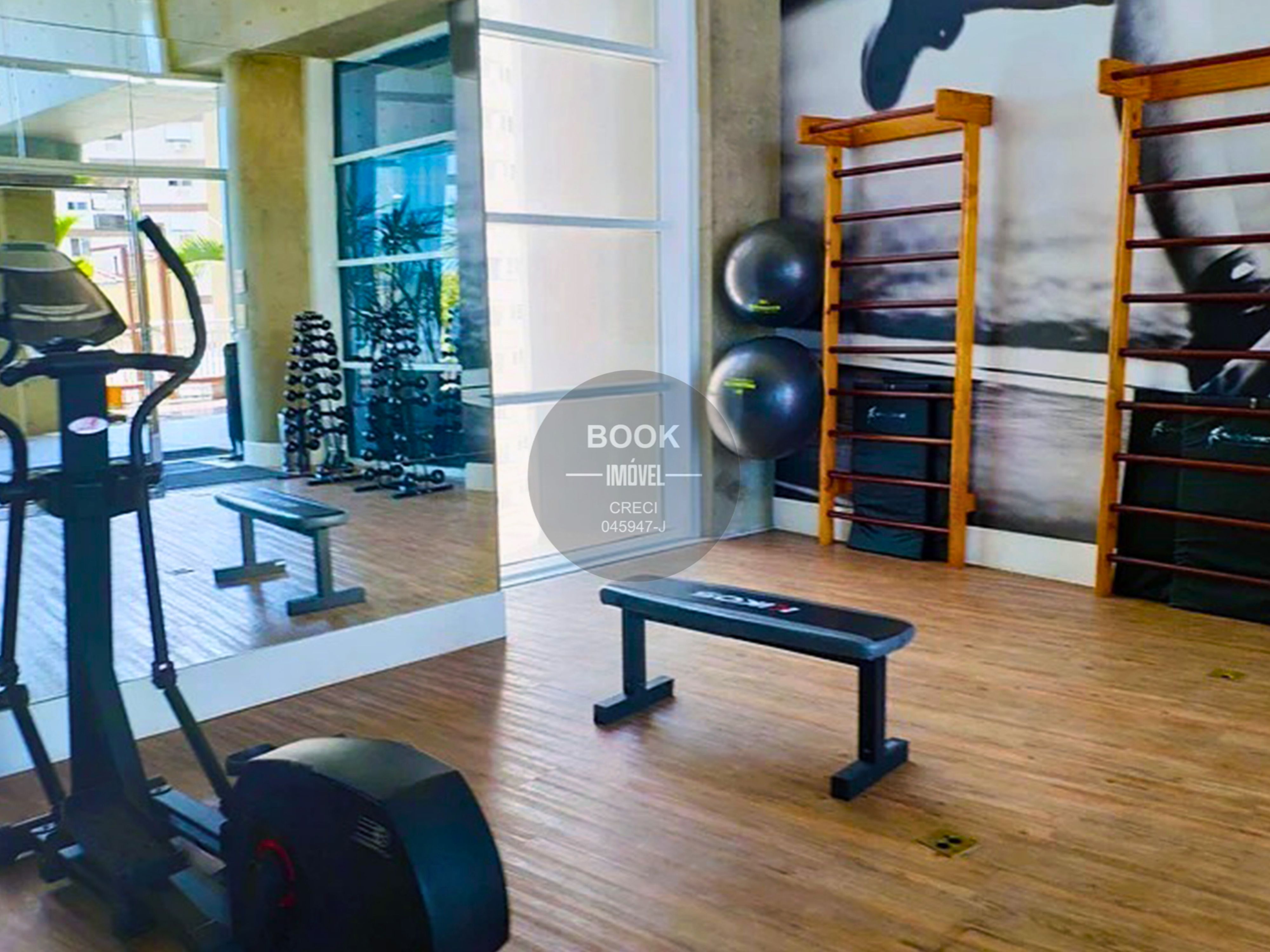 Simplesmente fant&aacute;stico! Vista Panor&acirc;mica, &oacute;tima ventila&ccedil;&atilde;o e ilumina&ccedil;&atilde;o natural Avenida Presidente Wilson Santos - 