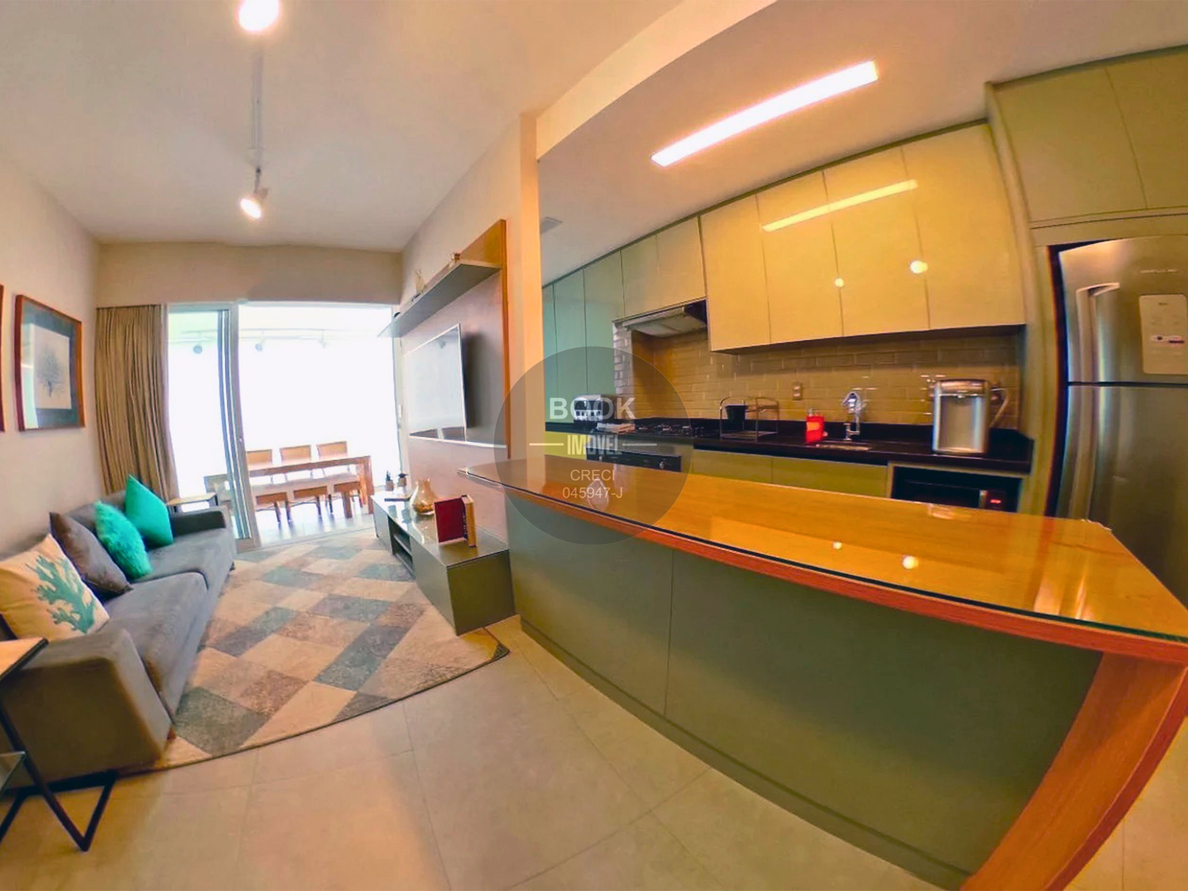 Simplesmente fant&aacute;stico! Vista Panor&acirc;mica, &oacute;tima ventila&ccedil;&atilde;o e ilumina&ccedil;&atilde;o natural Avenida Presidente Wilson Santos - 