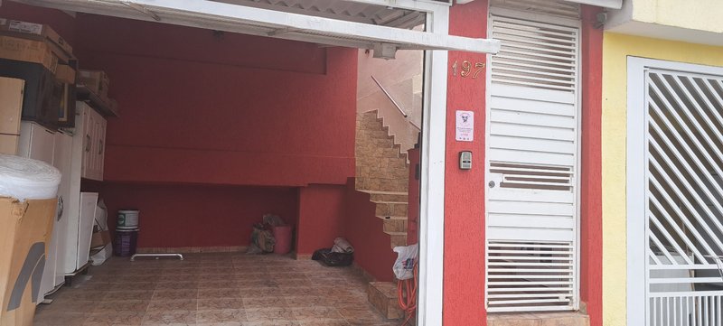 Ótima casa de 100m² na Rua Cosmópolis - Santo André - 